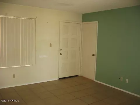 2544 E Vista Dr, Phoenix, AZ 85032 photo 5
