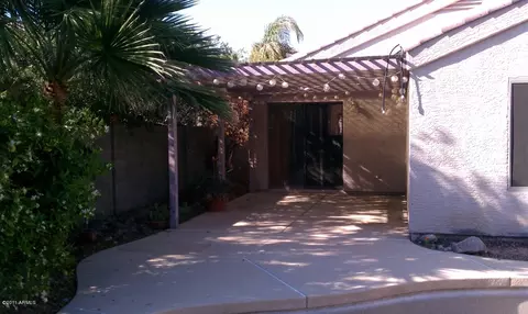 1715 E Robin Ln, Gilbert, AZ 85296 photo 3