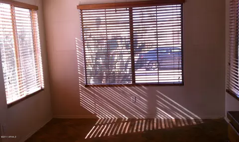1715 E Robin Ln, Gilbert, AZ 85296 photo 7