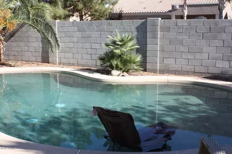 1715 E Robin Ln, Gilbert, AZ 85296 photo 2