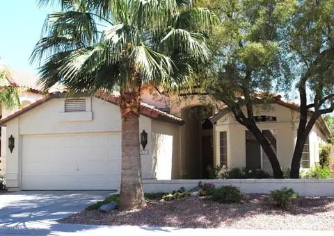 9237 S 51st St, Phoenix, AZ 85044 photo 2