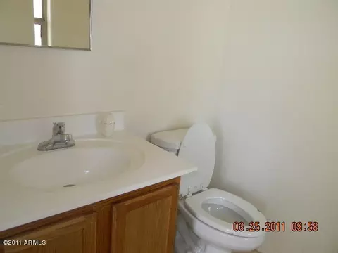 623 E Cody Dr, Phoenix, AZ 85040 photo 3