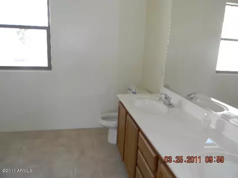 623 E Cody Dr, Phoenix, AZ 85040 photo 8