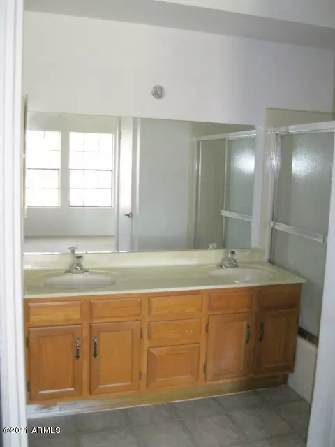 802 E Vaughn Ave, Gilbert, AZ 85234 photo 9