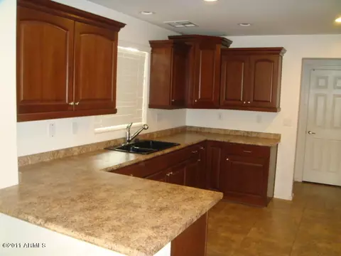 3016 E Megan St, Gilbert, AZ 85295 photo 2