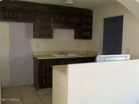 7232 W Devonshire Ave, Phoenix, AZ 85033 photo 2