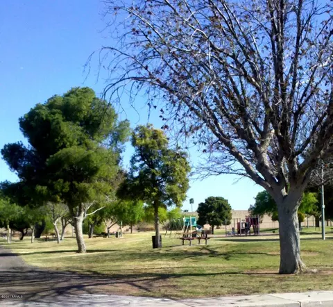 1224 E Greenway Dr, Tempe, AZ 85282 photo 3