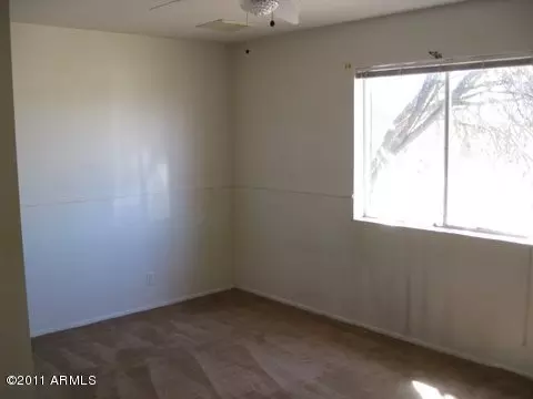 252 W Juniper St, Mesa, AZ 85201 photo 6