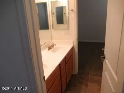 1432 E Branham Ln, Phoenix, AZ 85042 photo 18