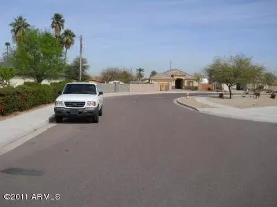 1432 E Branham Ln, Phoenix, AZ 85042 photo 2