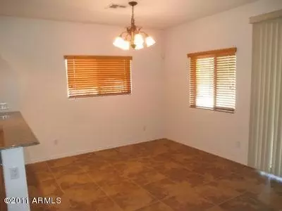 1432 E Branham Ln, Phoenix, AZ 85042 photo 7