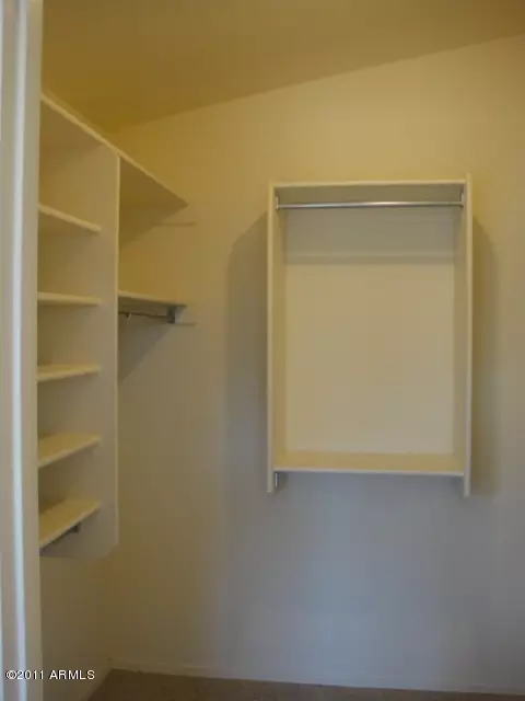 725 E Cathy Dr, Gilbert, AZ 85296 photo 11