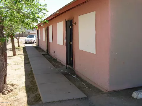 2906 E Mobile Ln, Phoenix, AZ 85040 photo 2