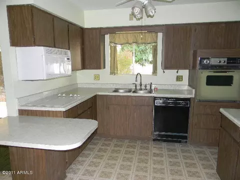 6241 E Adobe Rd, Mesa, AZ 85205 photo 2
