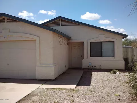 546 S Main Dr, Apache Junction, AZ 85120 photo 3