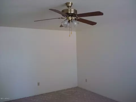546 S Main Dr, Apache Junction, AZ 85120 photo 6