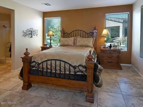 4673 E Donato Dr, Gilbert, AZ 85298 photo 8
