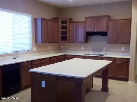 16421 S 30th Dr, Phoenix, AZ 85045 photo 3