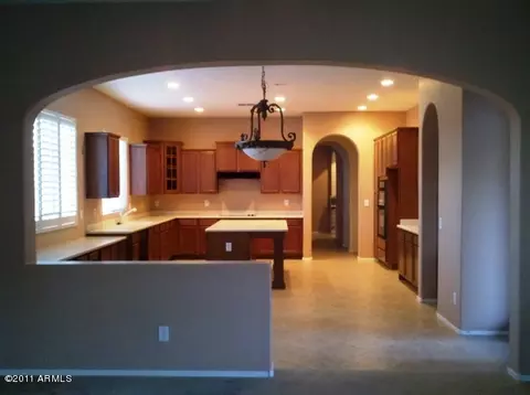 16421 S 30th Dr, Phoenix, AZ 85045 photo 2