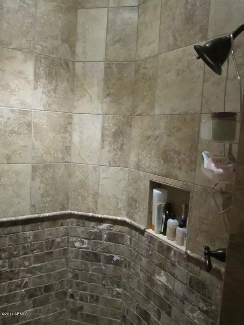 3707 E Louise Dr, Phoenix, AZ 85050 photo 12