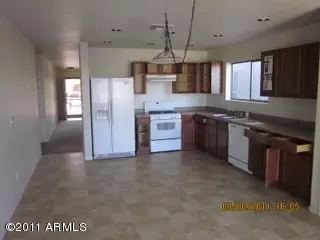 204 E Valley View Dr, Phoenix, AZ 85042 photo 13