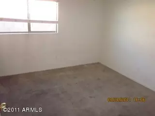 204 E Valley View Dr, Phoenix, AZ 85042 photo 5