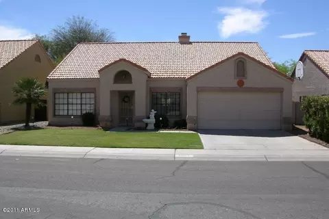 3901 E Tanglewood Dr, Phoenix, AZ 85048 photo 1