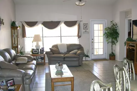 3901 E Tanglewood Dr, Phoenix, AZ 85048 photo 2