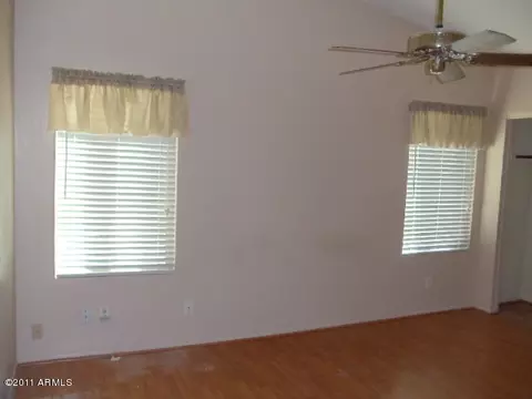 3137 E Taro Ln, Phoenix, AZ 85050 photo 5