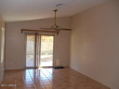 3137 E Taro Ln, Phoenix, AZ 85050 photo 2