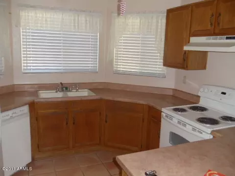 3137 E Taro Ln, Phoenix, AZ 85050 photo 4