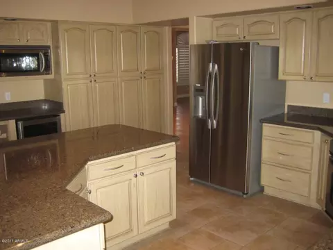4722 E Hearn Rd, Phoenix, AZ 85032 photo 5
