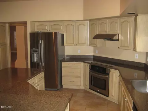 4722 E Hearn Rd, Phoenix, AZ 85032 photo 2