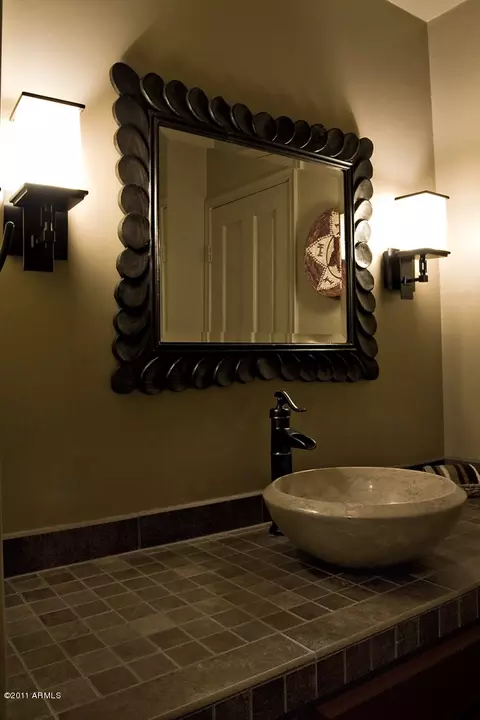 4440 E Camelback Rd #29, Phoenix, AZ 85018 photo 12