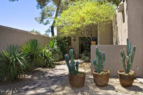 4440 E Camelback Rd #29, Phoenix, AZ 85018 photo 15