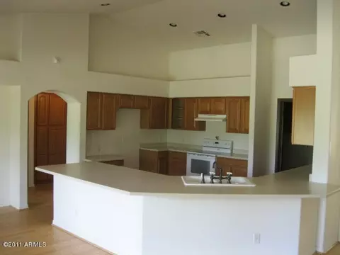 18038 E Vencino St, Gilbert, AZ 85298 photo 9