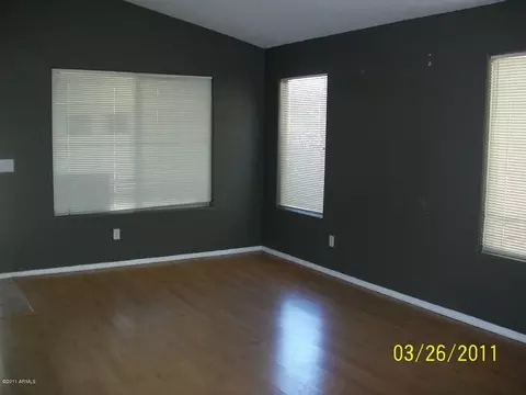 845 W Vaughn Ave, Gilbert, AZ 85233 photo 5
