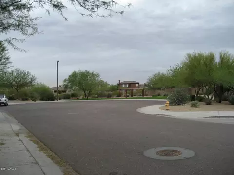 3929 E Patrick Ln, Phoenix, AZ 85050 photo 13