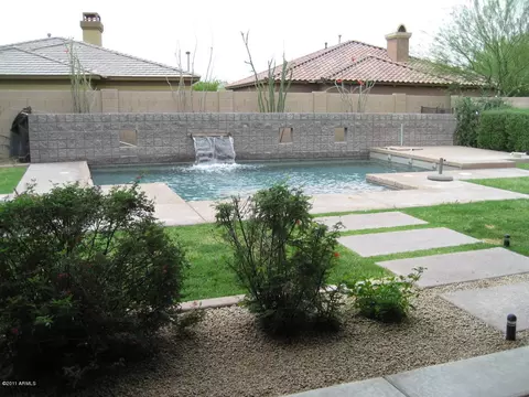 3929 E Patrick Ln, Phoenix, AZ 85050 photo 11