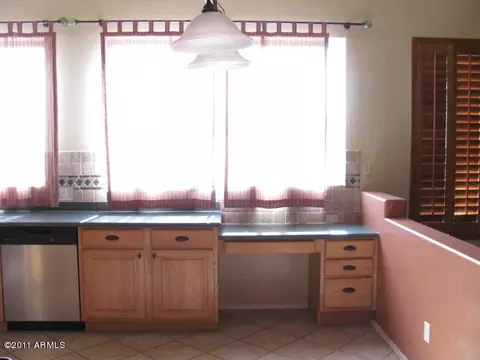 4727 E Williams Dr, Phoenix, AZ 85050 photo 12