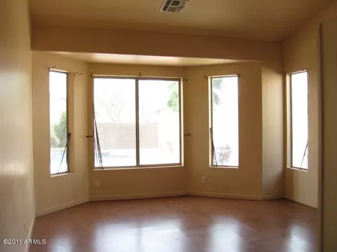 4727 E Williams Dr, Phoenix, AZ 85050 photo 6