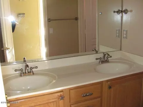 4727 E Williams Dr, Phoenix, AZ 85050 photo 14