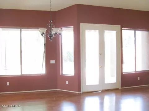 4727 E Williams Dr, Phoenix, AZ 85050 photo 4
