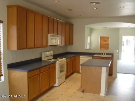 8544 E Kiva Ave, Mesa, AZ 85209 photo 4