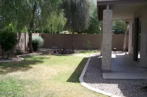 1706 E Washington Ct, Gilbert, AZ 85234 photo 3