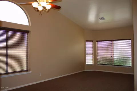 3646 Encinas Ave, Gilbert, AZ 85234 photo 9