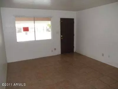 548 E Royal Palms Dr, Mesa, AZ 85203 photo 4
