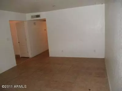 548 E Royal Palms Dr, Mesa, AZ 85203 photo 5