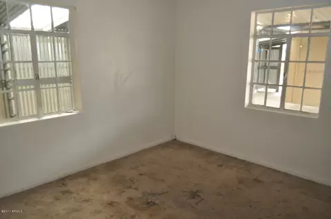326 E Whitton Ave, Phoenix, AZ 85012 photo 8
