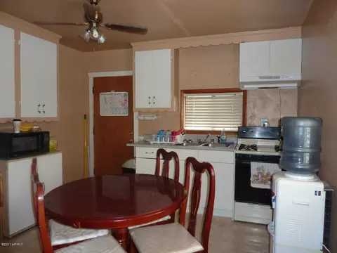4626 S 8th St, Phoenix, AZ 85040 photo 3